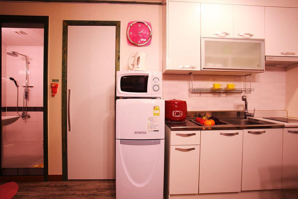 Muju Iris Pension Buitenkant foto